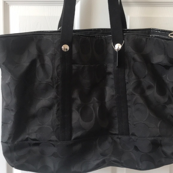 Not for sale Coach Black Weekend Duffle Bag 21x14 - Picture 2 of 5